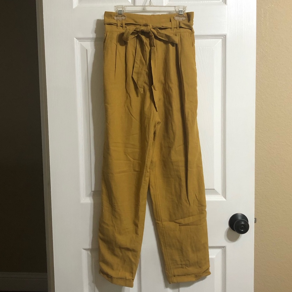 American Eagle Yellow Dress Pants - Size XS